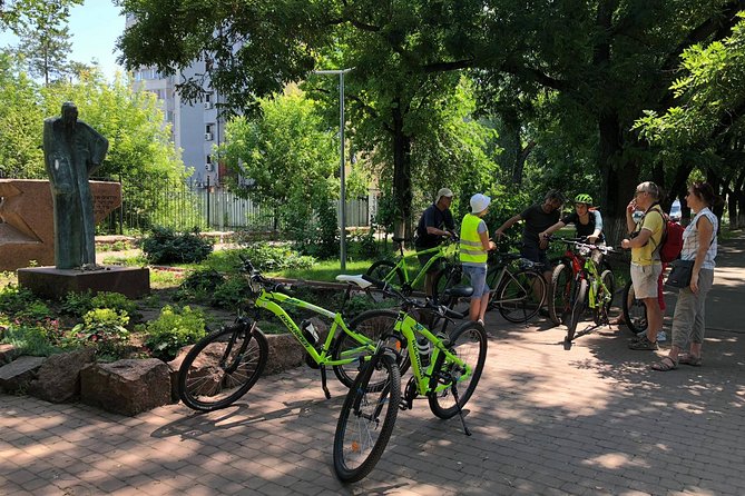 Chisinau Half-Day Private Tour by Bike With Local Guide - Meeting and Pickup