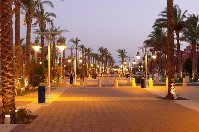 City Tour VIP Sea Food Lunch With Guide And Transfer In Hurghada - Reservation Directions