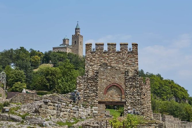 Day Trip From Bucharest to Veliko Tarnovo Bulgaria