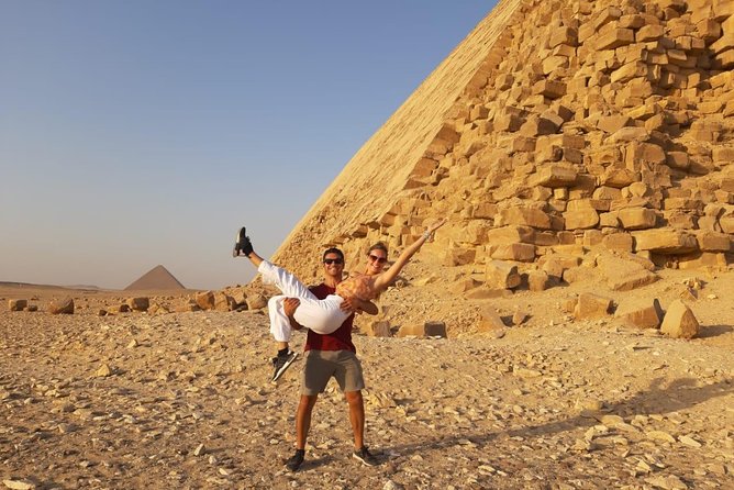 Day Trip to Giza Pyramids,And Egyptian Museum