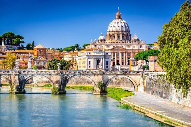 Explore Highlights of Enchanting Rome on a Private Shore Sightseeing Tour
