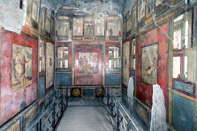 Guided Visit by an Archaeologist to the Ruins of Pompeii From Naples - Pickup Information