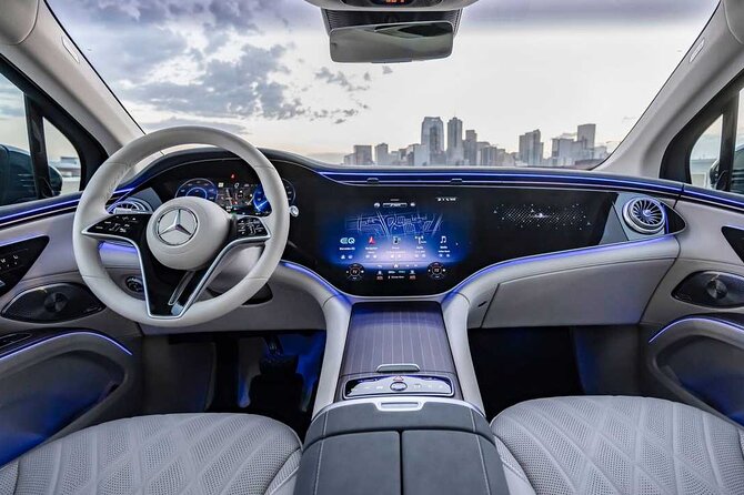 Jeddah Airport Transfers: King Abdulaziz Airport JED to Jeddah in Luxury Car - Luxury Car Options