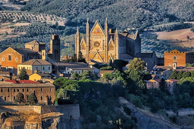 Orvieto and Civita Di Bagnoregio: Private Full Day Trip From Civitavecchia Port