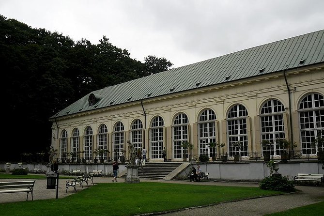 Palace of Culture & Science + Lazienki Park: SMALL GROUP /inc. Pick-up/ - Accessibility and Group Size