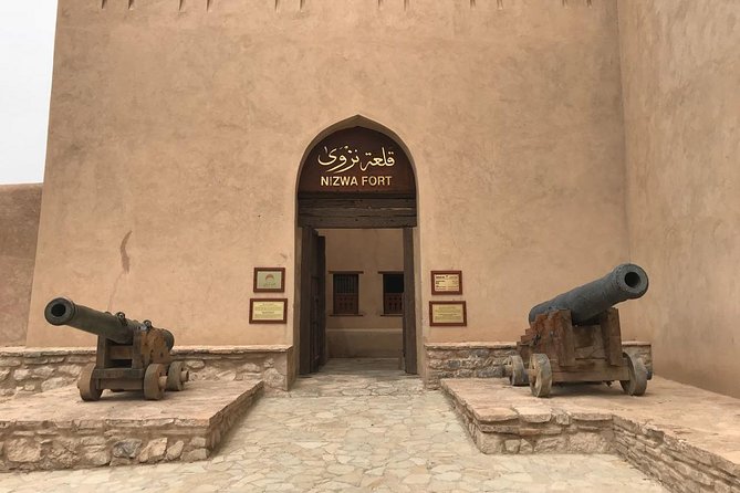 Private Day Trip to Nizwa & Jabal Shams (The Grand Canyon of Oman) - Safety Precautions
