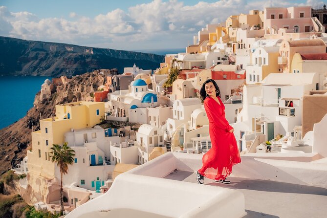 Private Professional Vacation Photoshoot in Santorini - Meeting Point Details