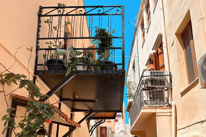 Private Tour to Chania-Agia Triada Monastery-Venizelos Graves