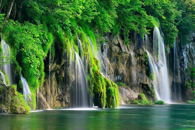 Private Transfer Split – Zagreb With a Stop at Plitvice Lakes National Park