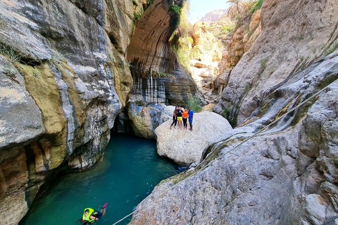 Private Wadi Tiwi - Bimmah Sinkhole - White Sand Beach - Full Day Tour - Tour Highlights