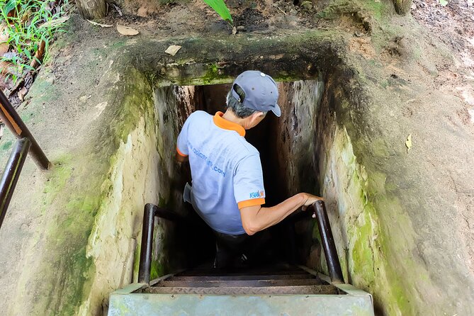 Small-Group 1-day: Cu Chi Tunnels, Cao Dai Temple & Ba Den Mount - Tour Description