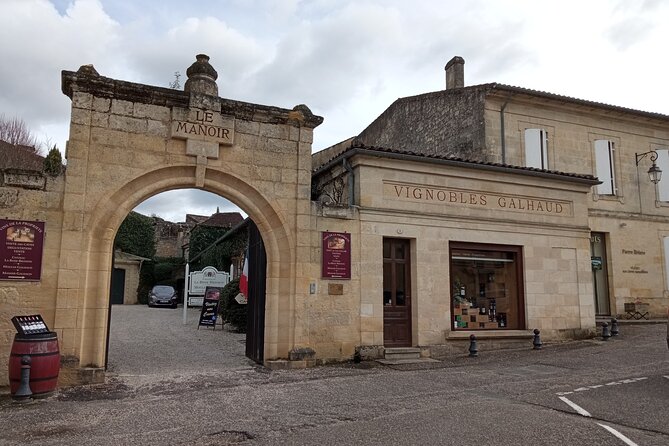 St Emilion Quest Experience: Footsteps of Isaac Newton - Additional Booking Details