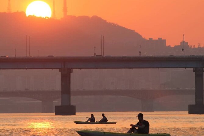Stand Up Paddle Board (SUP) and Kayak Activities in Han River - Safety Guidelines