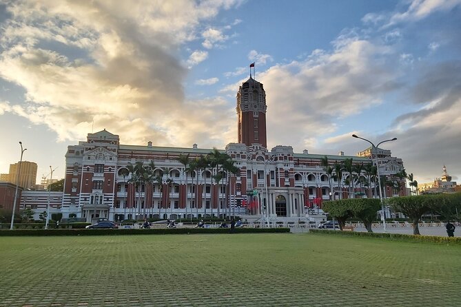 Taipei City Tour With National Palace Museum Ticket - Price and Booking Information