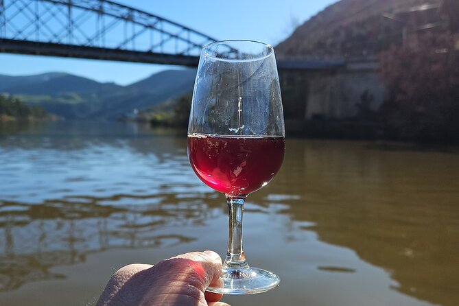 Tour to the Douro Valley From Porto 2 Wineries, Lunch and Boat - Pickup and Meeting Points