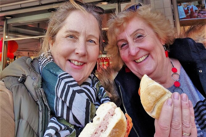 Vienna Neighborhood Private Walk Hundertwasser Zaha Hadid Ferris - Reservation Details