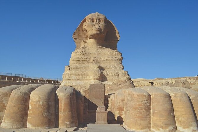 Visit Egyptian Museum and Giza Pyramids With Lunch From Sharm