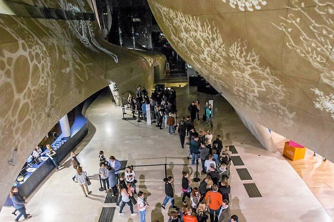 Wilanów Royal Palace + POLIN Museum: SMALL GROUP /inc. Pick-up/ - Booking Details