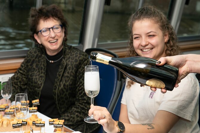 90 Minute Cheese and Wine Cruise Through the Canals of Haarlem - Good To Know