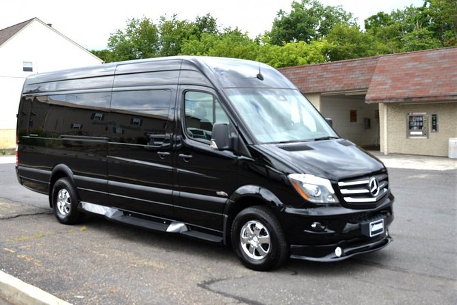 Antalya Airport (AYT) to Kemer Transfer - VIP Minibus - Good To Know