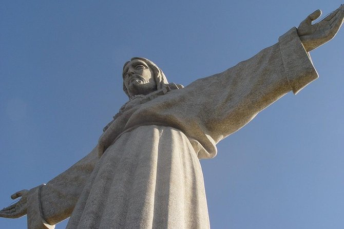 Arrábida Palmela Azeitão 4x4 Land Rover Photo Panoramic Private Tour - Good To Know