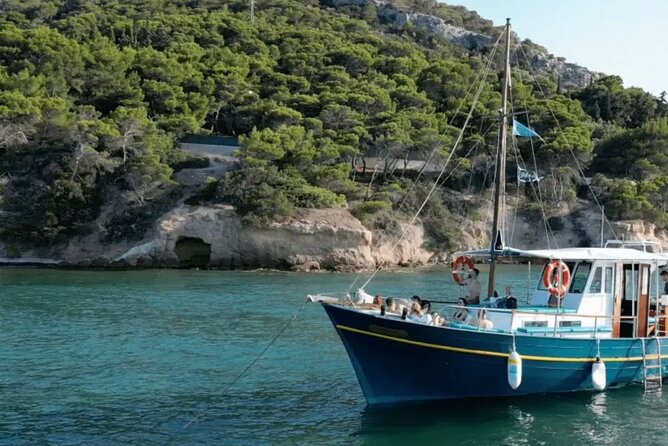 Athens Cruise Tour With Mediterranean BBQ - Good To Know
