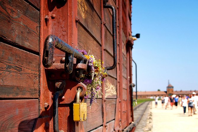 Auschwitz - Birkenau Museum Private Transfer - Round Trip - Good To Know