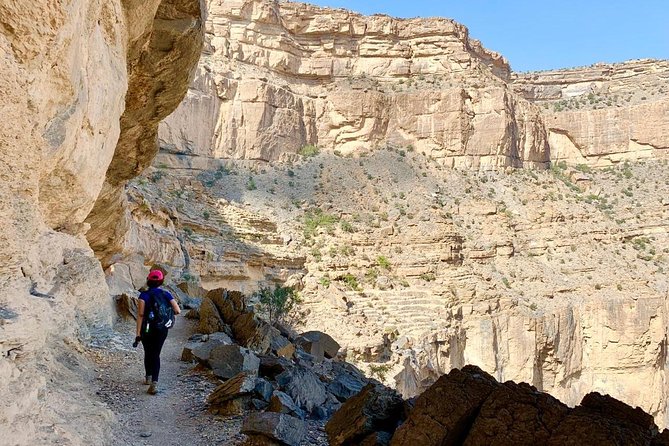 Balcony Walk at Jebal Shams + Authentic Omani Lunch - Good To Know