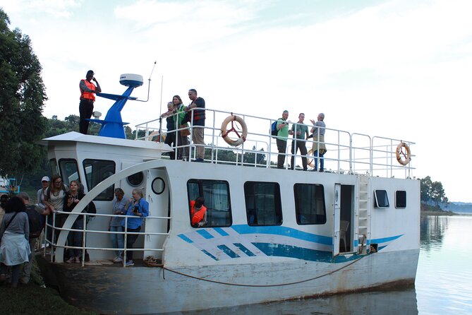 Boat Cruise in Twin Lakes and Lake Kivu - Good To Know