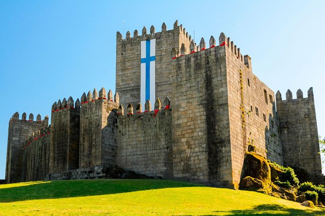 Braga & Guimarães Tour - Historical Castle, Palace, Cathedral and Lunch Included - Good To Know
