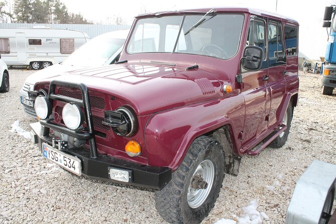 Brasov Hills Old 4×4 Off-Road Tour With Picnic