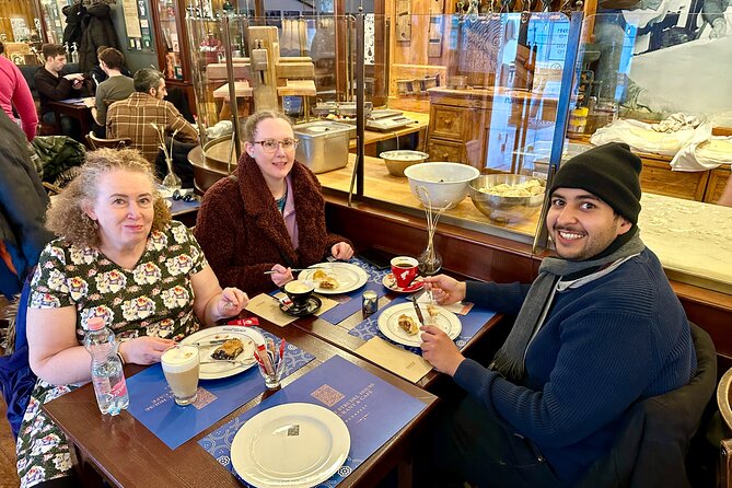Budapest Urban Treats – Cake and Coffee House Tour