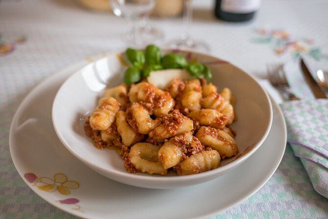Cesarine: 3-Course Dining & Wine Pairing Experience in Langhe - Good To Know