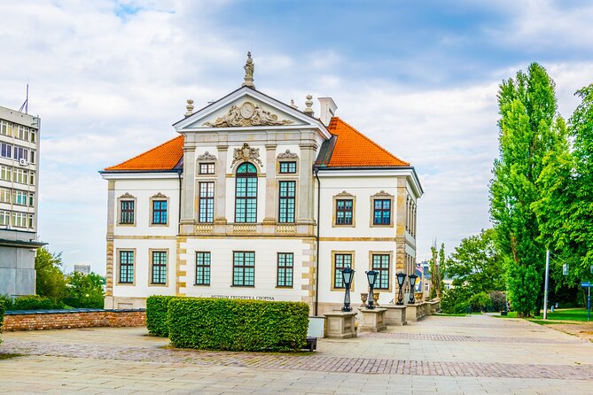 Chopin'S Trail in Warsaw With Skip-The-Line Museum & Concert - Good To Know