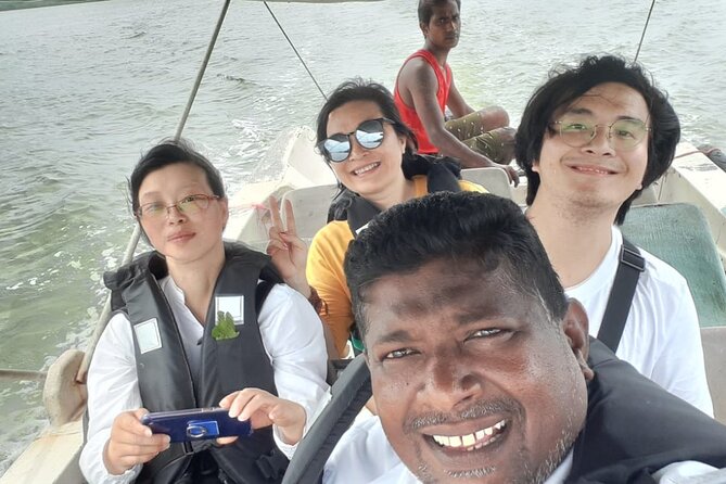 Colombo Sightseeing Private City Tour by Tuk Tuk - Good To Know