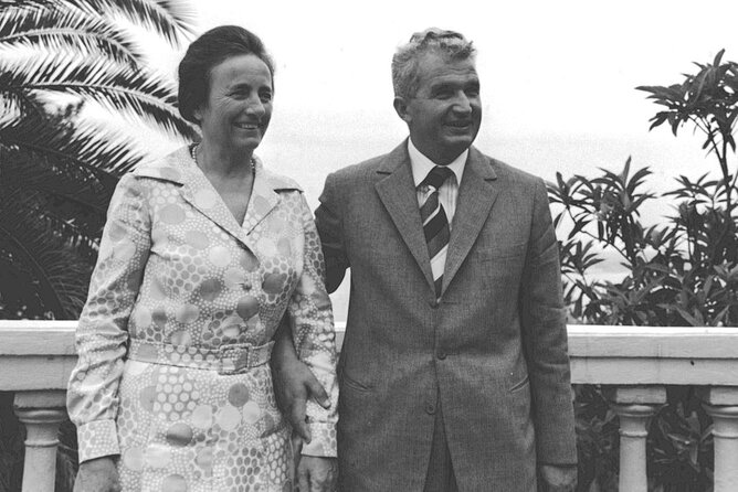 Communism History in Romania - Private Tour With Execution Place of Ceausescu