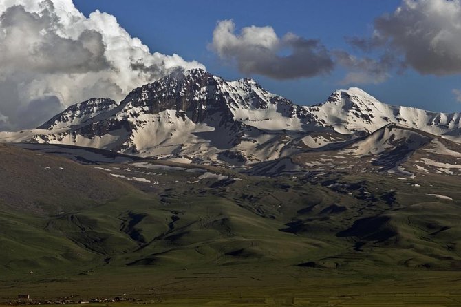 Daily Jeep-Hike Tour to Aragats Mountain - Good To Know