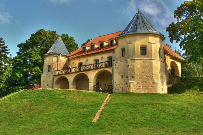 Day Tour From Vilnius to Belarus Border a Frozen Corner of Europe - Good To Know