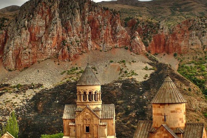 Day Tour: Yerevan – Khor Virap – Noravank – Areni Winery
