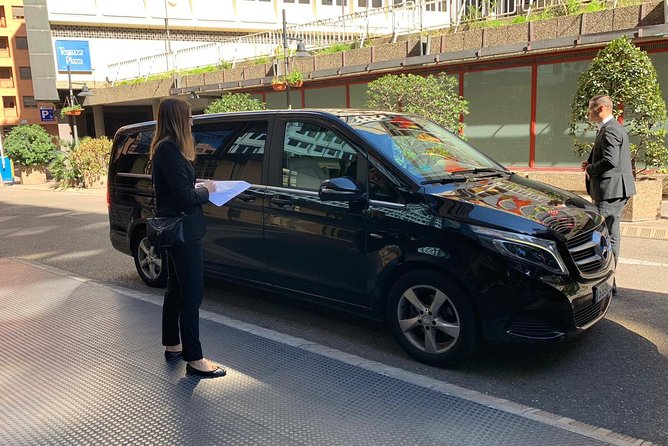 Departure Private Transfer From ZAGreb City to ZAGreb Airport ZAG by Minivan - Good To Know