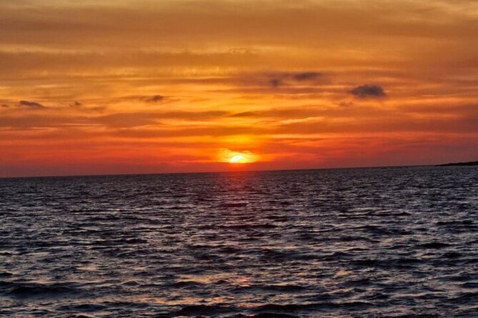 Dreamy Sails - Sunset Tour With Dinner And Wine - Tour Highlights