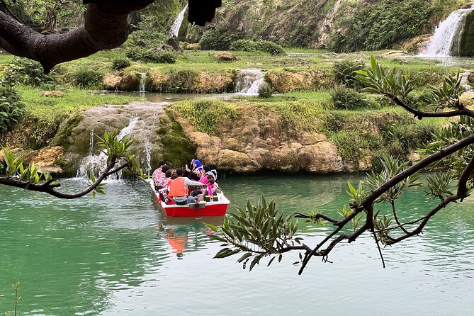 East Salalah Mountain Safari: 6-8 Hours Darbat Waterfall & Samhan