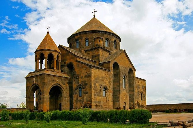 Echmiadzin (St. Ripsime, St. Gayane, Cathedral, Zvartnots)