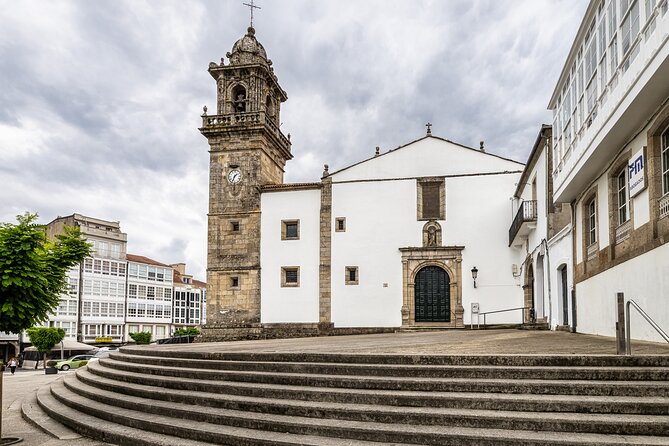 Essential Walking Tour Through the Emblematic Places of Betanzos - Meeting Point Details