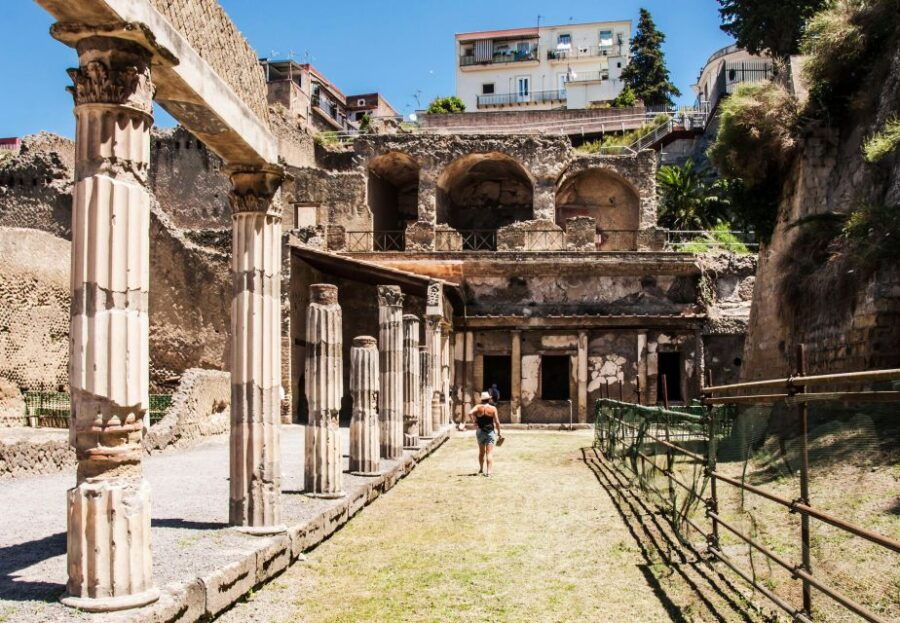 Exclusive 2-Hour Herculaneum Walking Tour With Expert Guide
