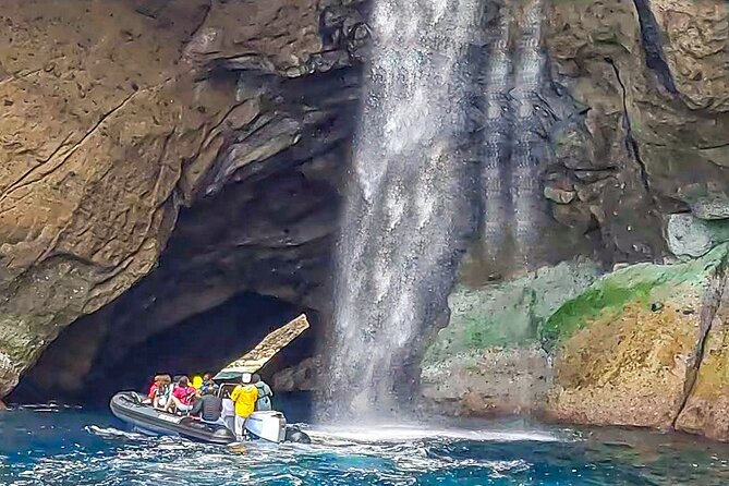 Flores Boat Tours