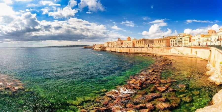 From Catania: Siracusa, Ortigia, Noto Audio-Guided Tour