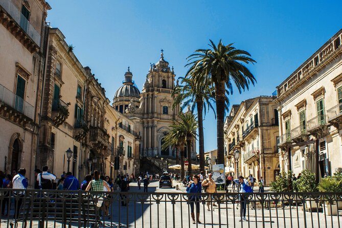 From Siracusa to Taormina: Ragusa, Noto & Chocolate Tasting - Tour Itinerary Highlights