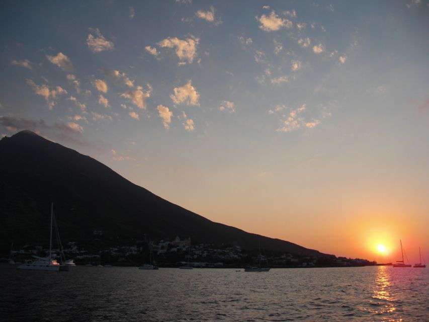 From Taormina: Chic Panarea and Stromboli Day Tour