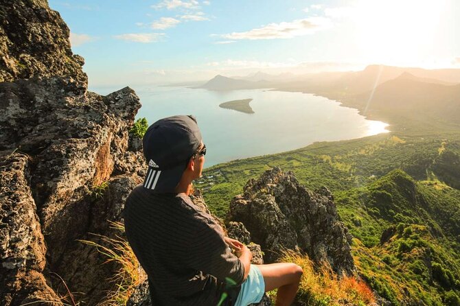 Full-Day Private Hiking Le Morne Mountain & Seafood Lunch at Islet Fourneau - Good To Know